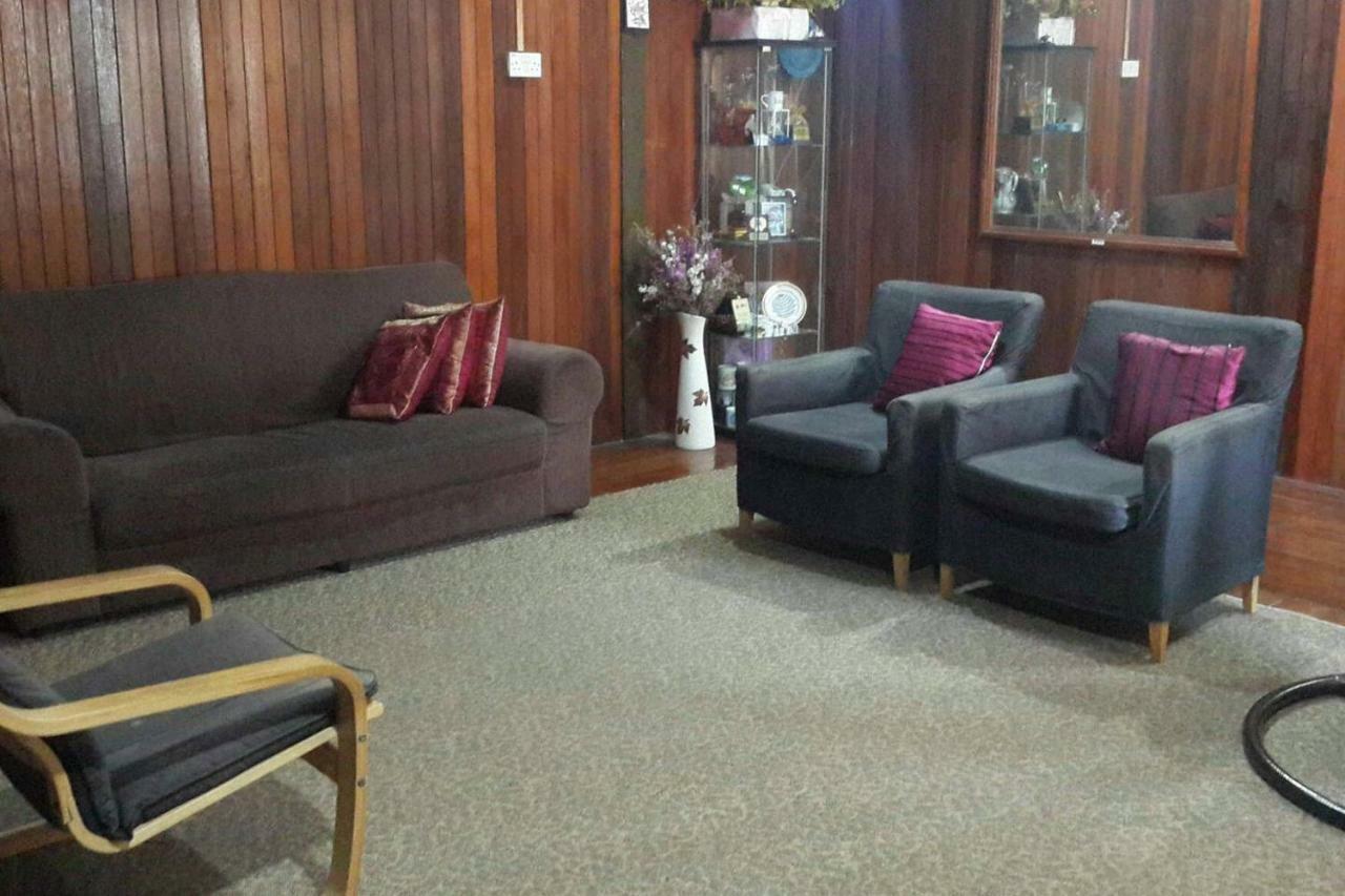 Santika Hotel Kampong Jawa Luaran gambar